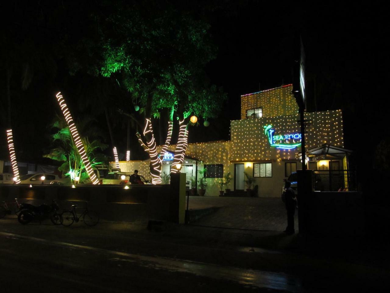Hotel Sea Rock Villa Daman Exterior photo