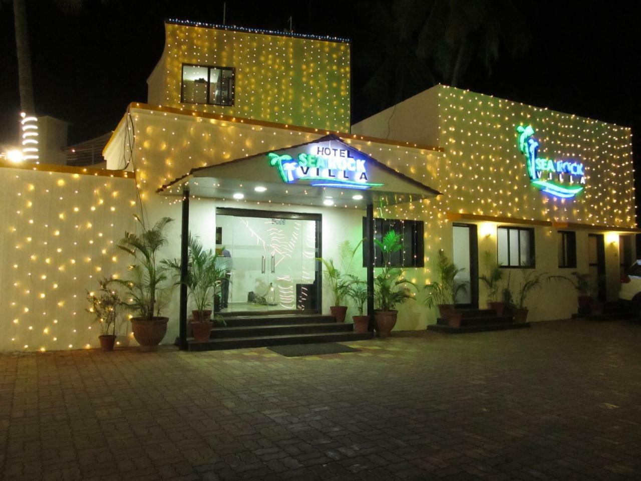 Hotel Sea Rock Villa Daman Exterior photo